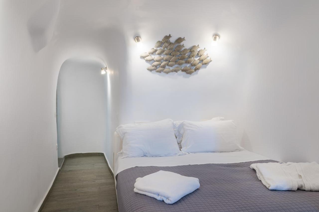 Angel Luxury Suites Fira  Exterior foto